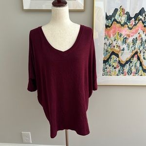 Stitch Fix 41 Hawthorn v-neck Dolman Sleeve top